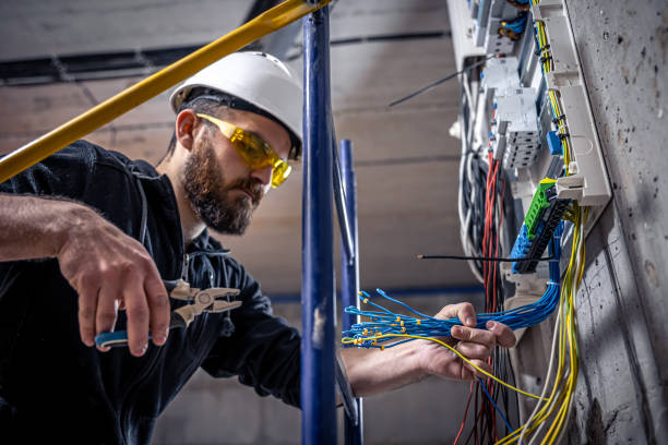 Best Affordable Electrician  in Heritage Lake, IL